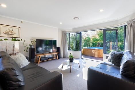 Photo of property in 11a Bowling Road, Greenmeadows, Napier, 4112