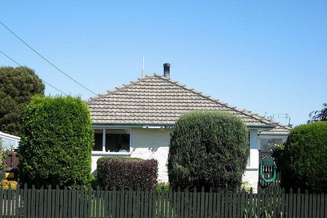Photo of property in 213 Grimseys Road, Redwood, Christchurch, 8051