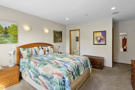 Photo of property in 27 Augusta Street, Redcliffs, Christchurch, 8081