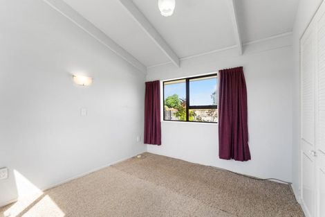Photo of property in 28 Kiharoa Street, Otaki Beach, Otaki, 5512