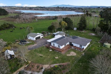 Photo of property in 209 Exelby Road, Burbush, Hamilton, 3288