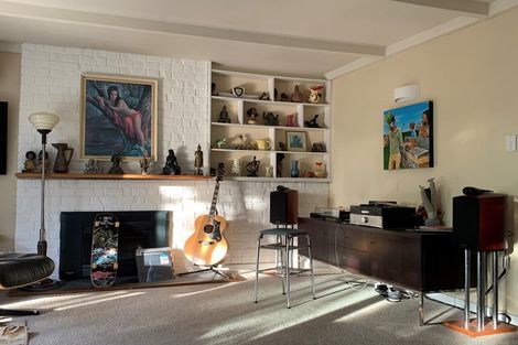 Photo of property in 5 Tirimoana Place, Te Awanga, 4102