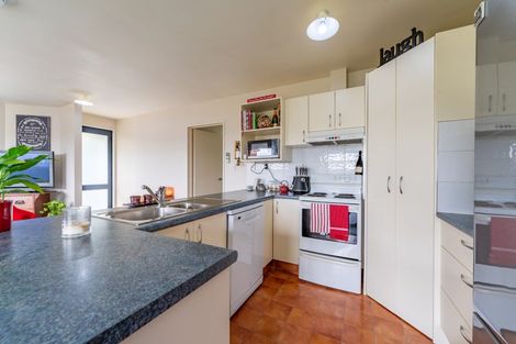 Photo of property in 18 Ellesmere Place, Oceanview, Timaru, 7910