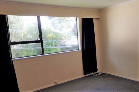 Photo of property in 32b Transom Close, Whitby, Porirua, 5024