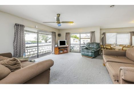 Photo of property in 39 Hutton Street, Otahuhu, Auckland, 1062