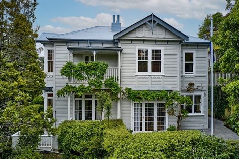Photo of property in 122 Glenmore Street, Northland, Wellington, 6012