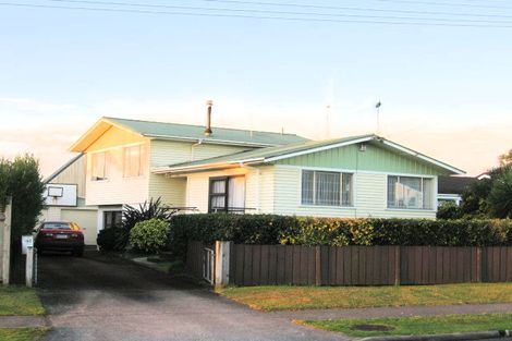 Photo of property in 182 Newcastle Road, Nawton, Hamilton, 3200