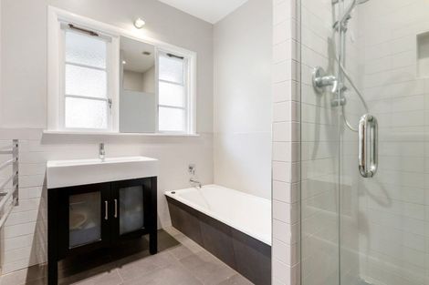 Photo of property in 9 Cathedral Place, Parnell, Auckland, 1052