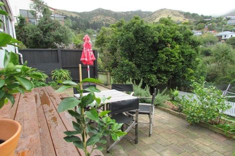 Photo of property in 24 Ticehurst Road, Lyttelton, 8082