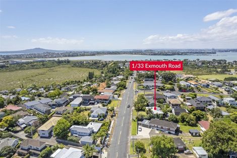 Photo of property in 1/33 Exmouth Road, Northcote, Auckland, 0627