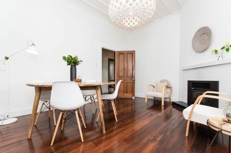 Photo of property in 6 Neeve Road, Taradale, Napier, 4112