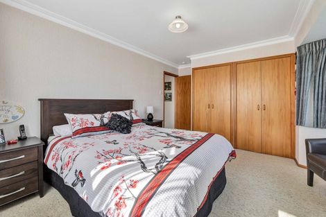 Photo of property in 238 Huatoki Street, Upper Vogeltown, New Plymouth, 4310