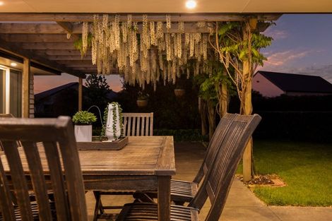 Photo of property in 49 Baxter Michael Crescent, Cambridge, 3434