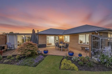 Photo of property in 16 Chamberlain Lane, Rangiora, 7400