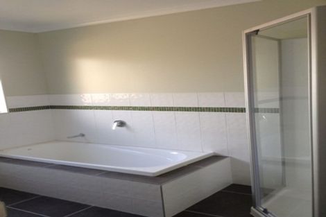 Photo of property in 57 Kirikiri Drive, Papakura, 2110