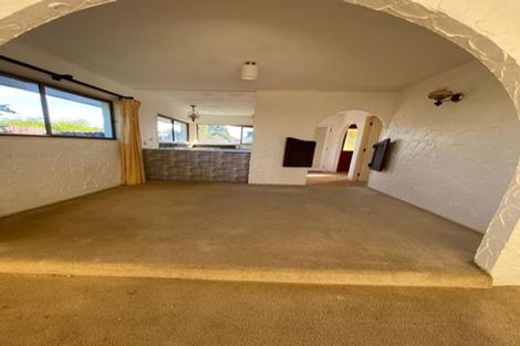 Photo of property in 3 Tatua Place, Conifer Grove, Takanini, 2112