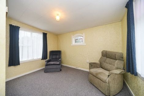 Photo of property in 46 Bridge Street, Bulls, 4818