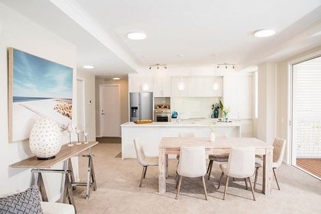 Photo of property in 83 Panorama Heights, Orewa, 0931