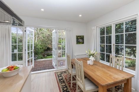 Photo of property in 2 Royds Street, Fendalton, Christchurch, 8014