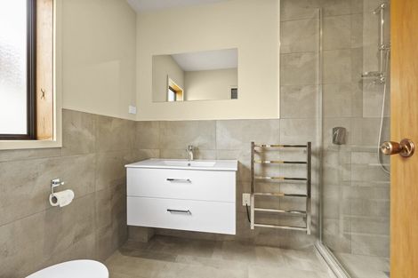 Photo of property in 1/51 Roseberry Avenue, Birkenhead, Auckland, 0626