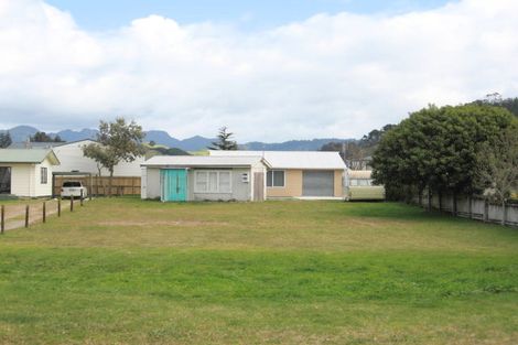 Photo of property in 107 Exeter Road, Whangamata, 3620