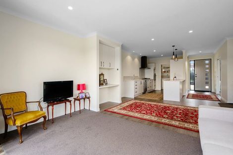 Photo of property in 22 Carnation Court, Cambridge, 3434