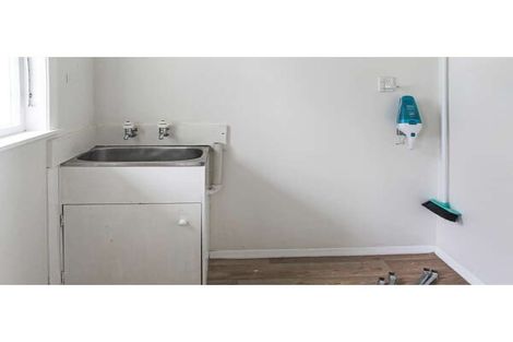 Photo of property in 186 Tremaine Avenue, Westbrook, Palmerston North, 4412