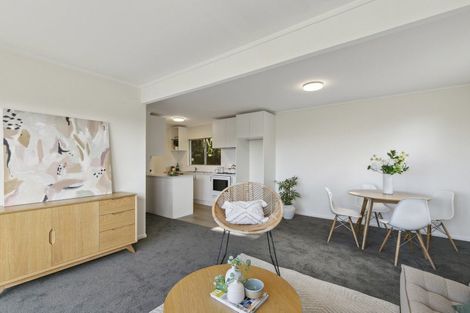 Photo of property in 46 Winston Street, Crofton Downs, Wellington, 6035