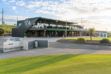 Photo of property in 55 Bayfair Drive, Mount Maunganui, 3116