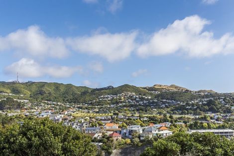 Photo of property in 50 Sheridan Terrace, Johnsonville, Wellington, 6037