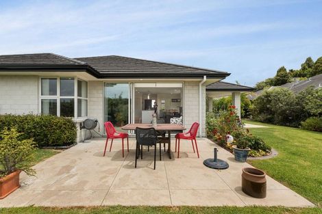 Photo of property in 42 Maniaroa Drive, Katikati, 3129