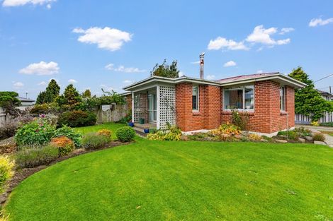 Photo of property in 17 Lawrence Street, East Gore, Gore, 9710