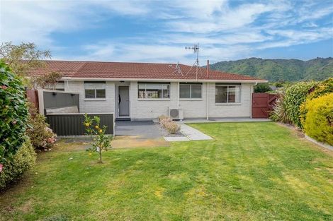 Photo of property in 22 Matai Street, Waikanae, 5036