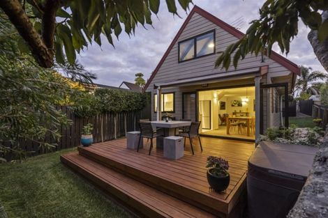 Photo of property in 3/13 Eden View Road, Sandringham, Auckland, 1025