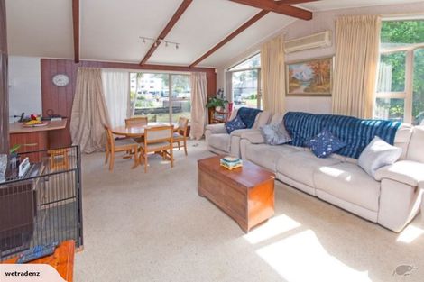 Photo of property in 1/34 Elizabeth Street, Orewa, 0931