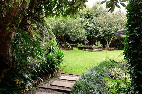Photo of property in 26 Tironui Terrace, Western Heights, Hamilton, 3200