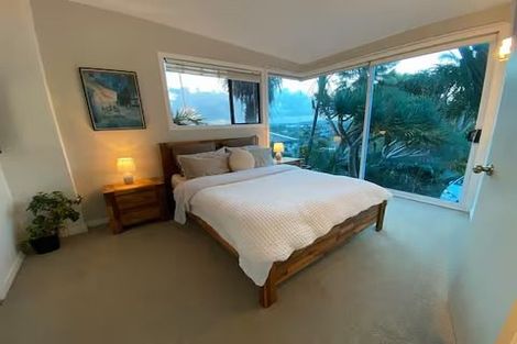 Photo of property in 4 Outlook Road, Greenhithe, Auckland, 0632