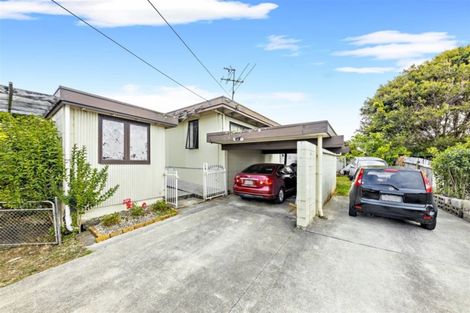 Photo of property in 2/14 Kenderdine Road, Papatoetoe, Auckland, 2025