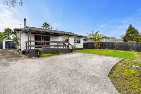 Photo of property in 6 Stoll Place, Clendon Park, Auckland, 2103