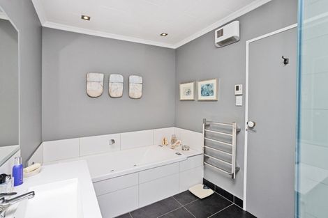 Photo of property in 105 Gladstone Terrace, Gladstone, Invercargill, 9810