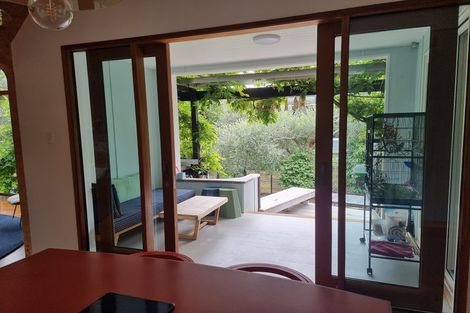 Photo of property in 18a Taungata Road, York Bay, Lower Hutt, 5013