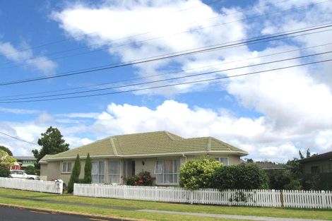 Photo of property in 1/5 Fenwick Avenue, Milford, Auckland, 0620