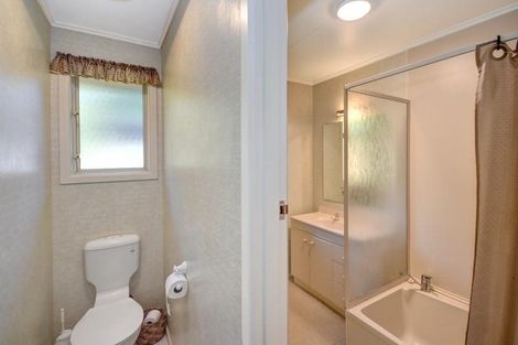 Photo of property in Ravenscliffe, 176 Woodside Road, Woodside, Outram, 9073