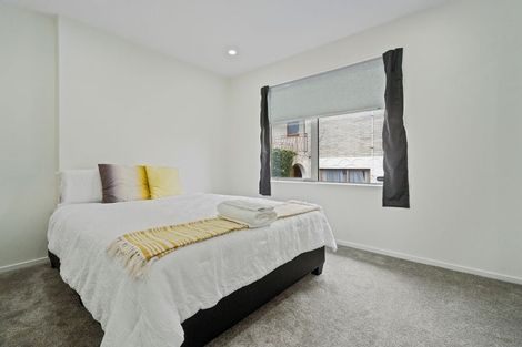 Photo of property in 83b Queenstown Road, Onehunga, Auckland, 1061