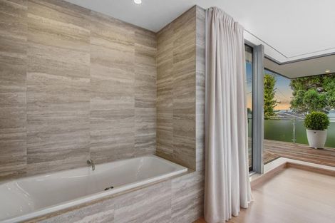 Photo of property in 37 Laurence Street, Manly, Whangaparaoa, 0930