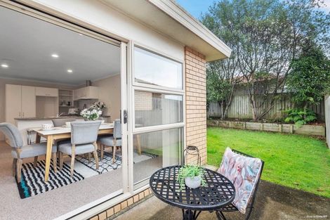 Photo of property in 14 Les Marston Place, Pukekohe, 2120