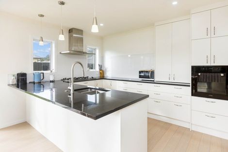Photo of property in 15 Filmer Crescent, Wallaceville, Upper Hutt, 5018