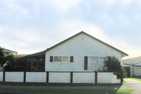 Photo of property in 14 Tarras Grove, Kelson, Lower Hutt, 5010