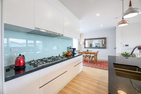 Photo of property in 12 Moki Place, Long Bay, Auckland, 0630