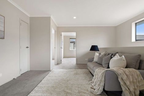 Photo of property in 18 Akeake Lane, Manurewa, Auckland, 2102